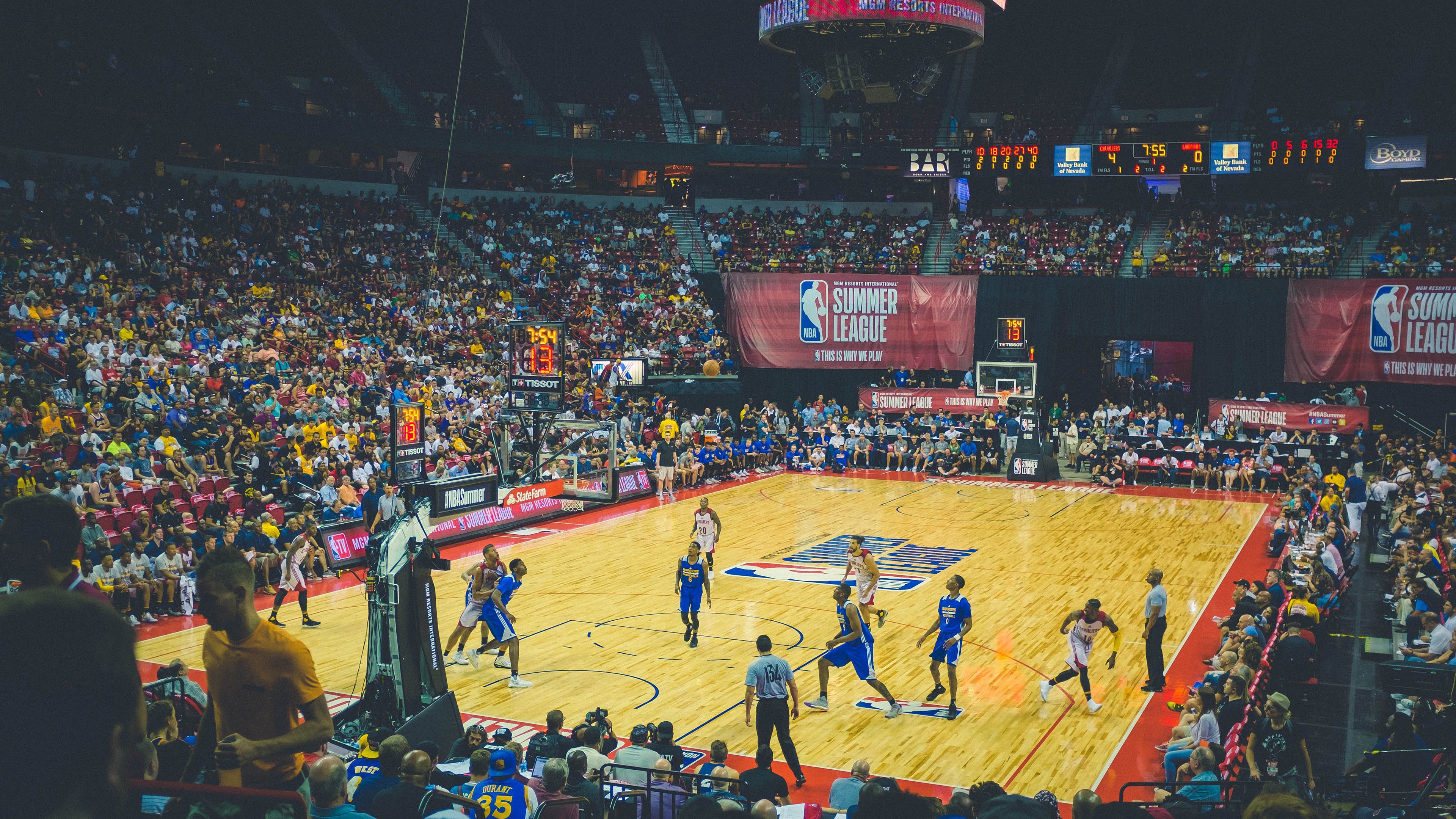 球员海外归化手续复杂,球权争议再起,海外球员过多